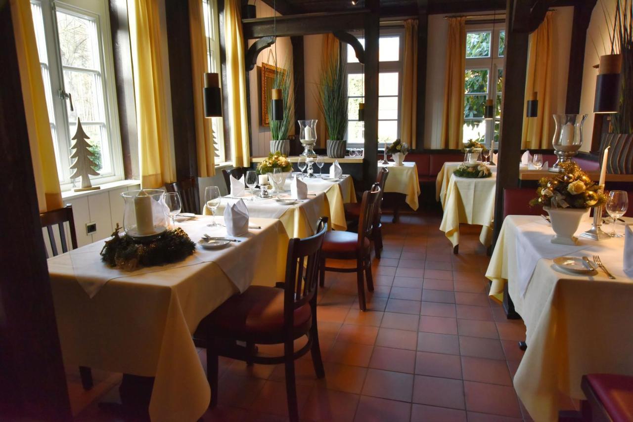Klosterschänke Hude Hotel Ferienwohnungen Restaurant Café Exterior foto